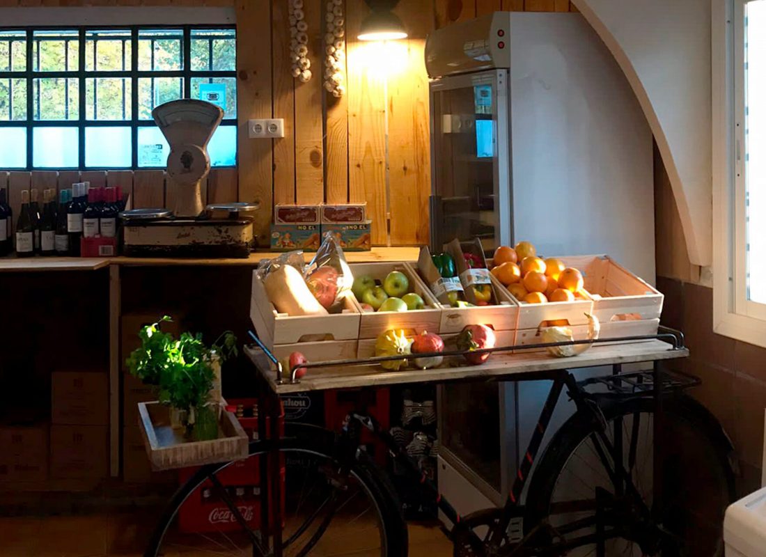 mini_market_camping_osuna_madrid_2